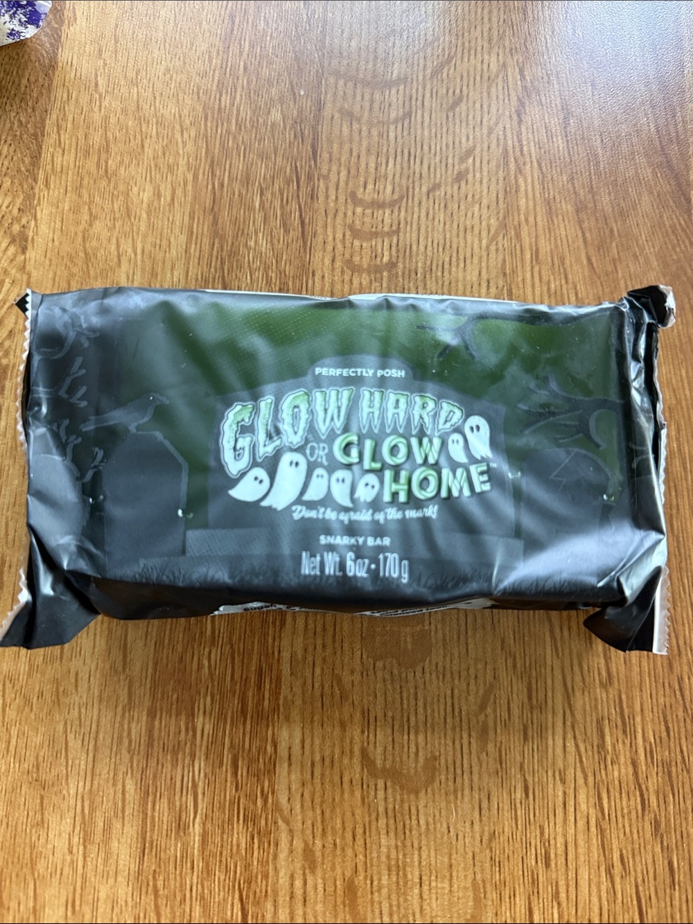 Perfectly Posh Glow Hard or Glow Home Snarky Bar